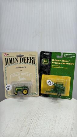 JOHN DEERE 620 TRACTOR & MIXMILL
