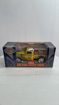 HOME HARDWARE 1935 FORD PICKUP