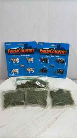 (2) CATTLE SETS (ANGUS & GUERNSEY) W/QTY OF BALES