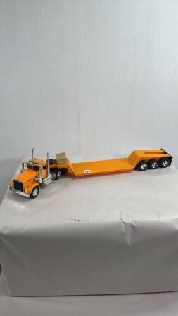 KENWORTH TIN & PLASTIC SEMI