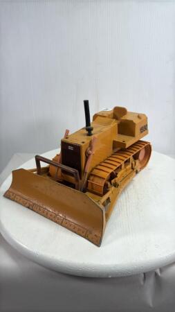 CASE 1550 CRAWLER