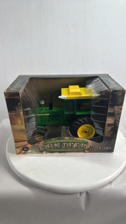 JOHN DEERE 4020 200TH BIRTHDAY TRACTOR
