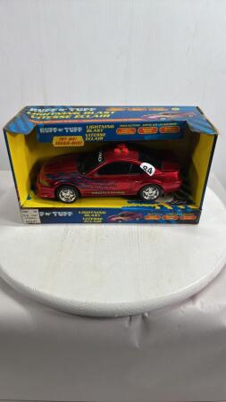 FORD MUSTANG CAR