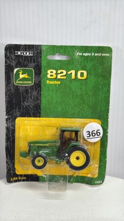 JOHN DEERE 8010 TRACTOR