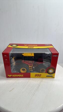 VERSATILE 950 TRACTOR