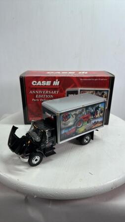 CASE IH 2002 INTERNATIONAL 4400 SERIES TRUCK