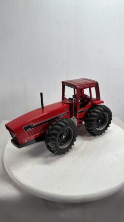 INTERNATIONAL 6388 TRACTOR