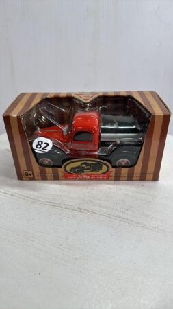 CTC 1940'S FORD TANKER TRUCK