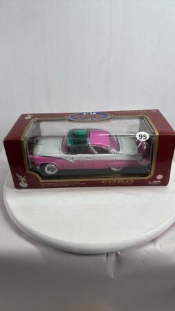 1955 FORD FAIRLANE CROWN VIC CAR