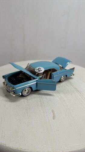 CHRYSLER C300 CAR