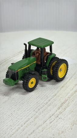 JOHN DEERE 8400 TRACTOR