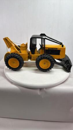 JOHN DEERE LOG SKIDDER