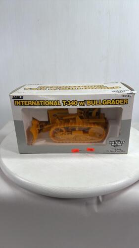 INTERNATIONAL T-340 WITH BLADE