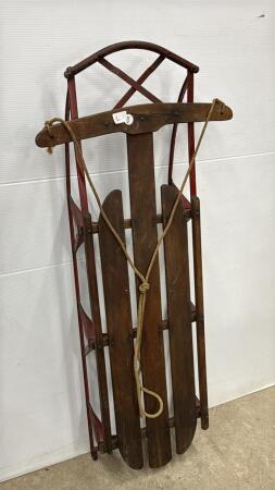 VINTAGE SLEIGH