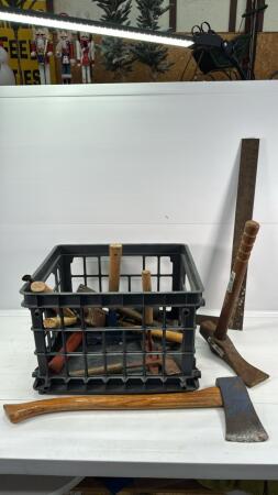 TOOL LOT