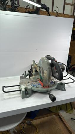 KING CANADA 10IN COMPOUND MITRE SAW