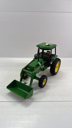 JOHN DEERE 2755 LOADER TRACTOR