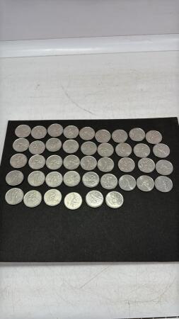 (42) CANADIAN TWENTY FIVE CENT COINS