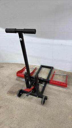 MOTOMASTER HYDRAULIC LAWN MOWER LIFT