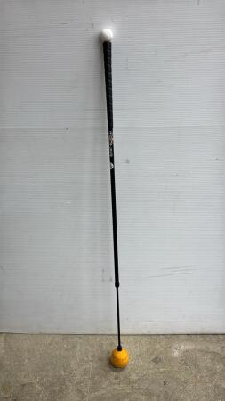 ORANGE WHIP GOLF TRAINER
