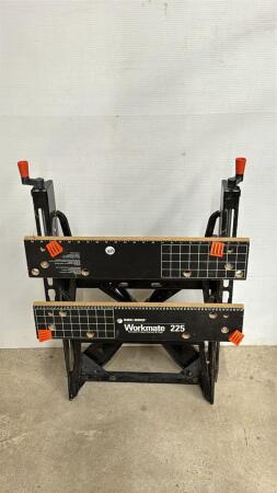 BLACK & DECKER WORKMATE FOLDING TABLE