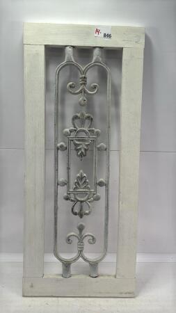 METAL AND WOOD FRAMED FRAMED DECORATIVE PIECE
