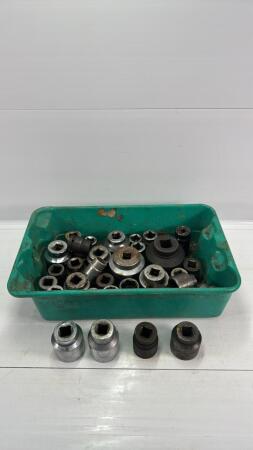QUANTITY OF 3/4IN DRIVE SHALLOW SOCKETS