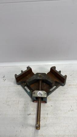 90 DEGREE ANGLE VISE