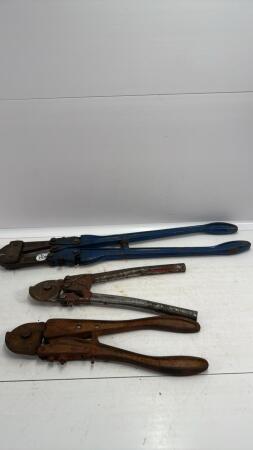 24IN BOLT CUTTERS & (2) 14IN CRIMPERS