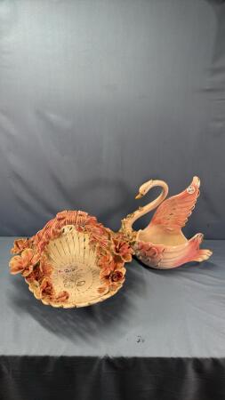 PORCELAIN LOT