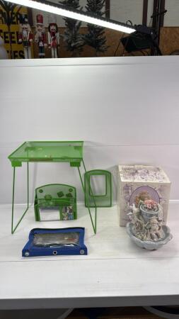 PORCELAIN FOUNTAIN & METAL FOLDING RACK