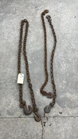 (2) 3ft CHAIN WITH HOOKS & 6FT CHAIN WITH 2 HOOKS