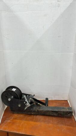 TRAILER HITCH MOUNTED NYLON WINCH