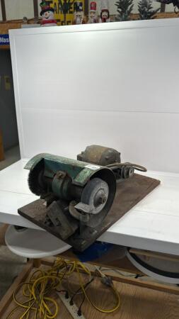 BENCH GRINDER MOUNTED ON PLYWOOD