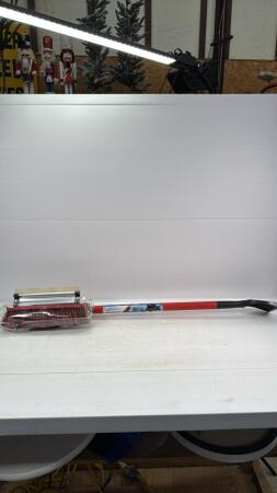 EXTENDABLE SNOW BRUSH