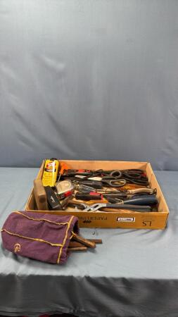 HAND TOOL LOT