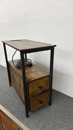 WOOD & METAL END TABLE