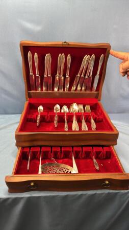 COMMUNITY PLATE FLATWARE