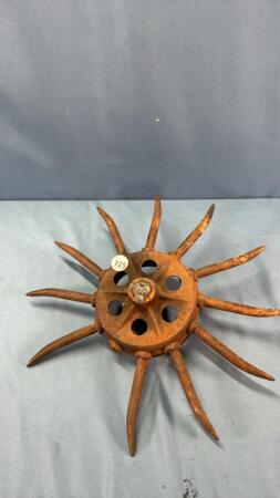 CAST IRON WEEDER WHEEL FOR WALL ART
