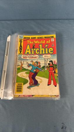 APPROX. 7 ARCHIE COMIC BOOKS