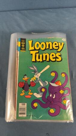 APPROX. 15 ASSORTED COMIC BOOKS