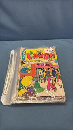 APPROX. 11 ARCHIE COMIC BOOKS