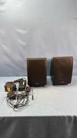 PAIR OF ADVENT 10IN HIGH COMPUTER SPEAKERS