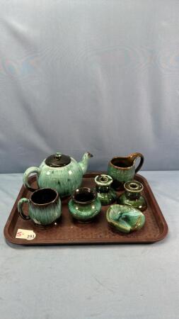 QUANTITY OF BLUE MOUNTAIN POTTERY