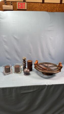 13IN BASKET WITH QUANTITY OF CANDLES