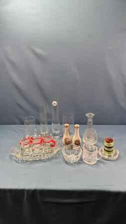 MISC. GLASSWARE LOT