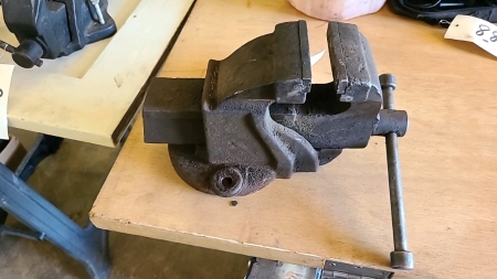 Canadian No. 5 Bench Vise