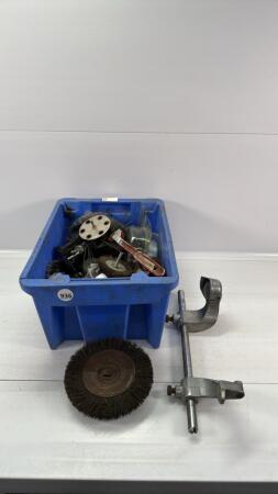 BRAKE DRUM MICROMETER & LARGE QTY OF WIRE WHEELS