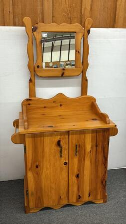 PINE WASH STAND WITH MIRROR