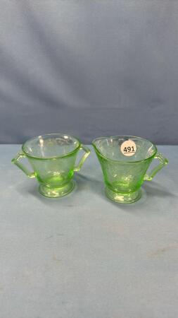GREEN DEPRESSION CREAM & SUGAR SET